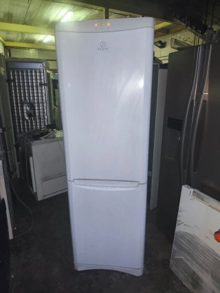 Nevera Indesit Blanca