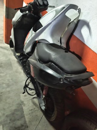 Italjet Formula 50 Scooter Plata SON 2 MOTOS IGUAL