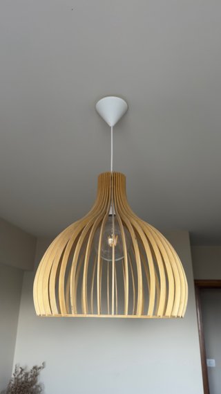 Lámpara de techo de madera