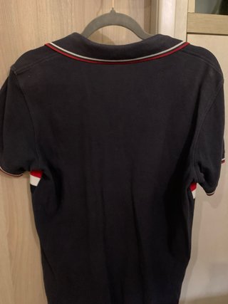 Polo Carolina Herrera azul y rojo