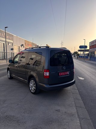 Volkswagen Caddy 2013