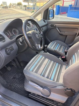 Volkswagen Caddy 2013