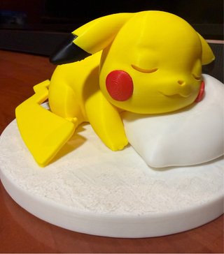Figura Pikachu Durmiendo XL