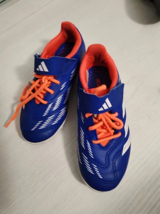 Botas fútbol multitacos Adidas Predator Talla 32