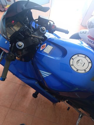 Honda CBR 600RR Azul
