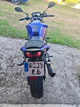 Yamaha FZ8