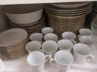 Vajilla Irabia Filo Oro Porcelana