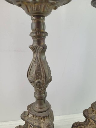 PAREJA DE CANDELABROS BRONCE