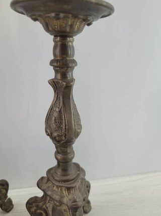 PAREJA DE CANDELABROS BRONCE
