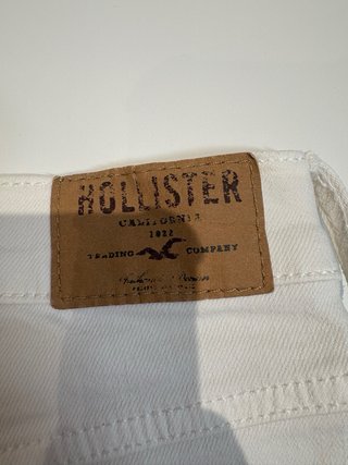 Shorts blancos Hollister rotos talla S