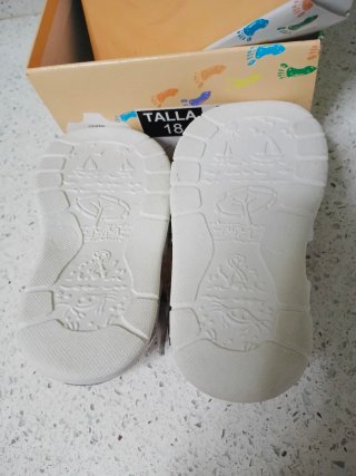 Sandalias Huella Talla 18 Niña