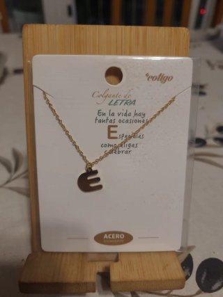 Colgante Letra E Cotigo Dorado