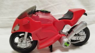 Moto y Figura Ben 10 Alien Swarm de Bandai