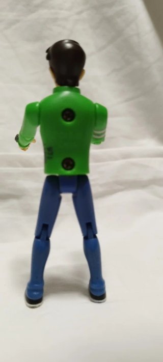 Moto y Figura Ben 10 Alien Swarm de Bandai