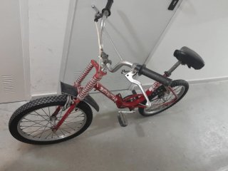 Bicicleta Motorreta Roja