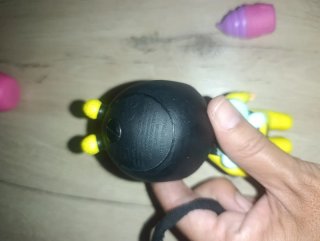 Bebe Llorón Abejita con Accesorio