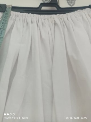 Falda de folklore blanca conservatorio danza