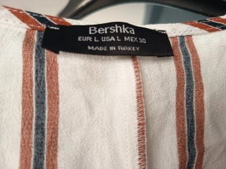 Blusa Bershka rayas talla L