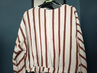 Blusa Bershka rayas talla L