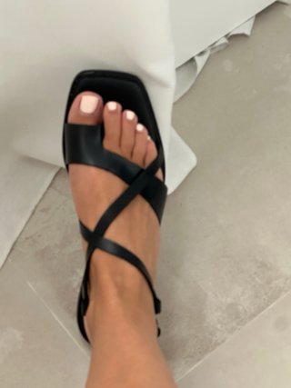 Sandalias Oysho negras