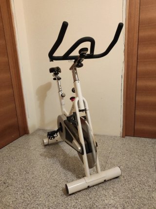 Bicicleta Spinning Perform Blanca