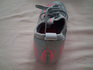 Botas de fútbol Talla 38. Nike.