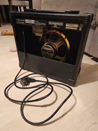 Amplificador Behringer V-TONE GM108
