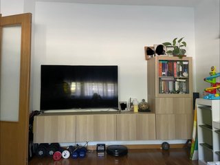 Mueble de salón IKEA madera