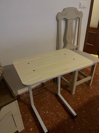 Mesa auxiliar pequeña madera y metal