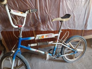 Bicicleta Orbea BMX. Piezas originales.