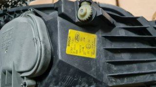 portalamparas piloto trasero Ford fiesta año 2000