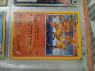 Carta Pokémon Moltres Searing Flame 10/149