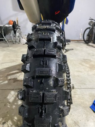 Husaberg FE450 Enduro/Motocross Azul/Amarillo