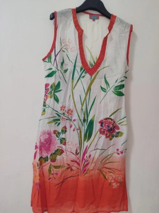Abito estivo donna taglia 40/42/44, con decori