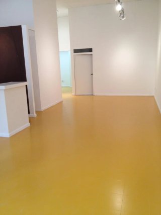 Pintar suelos de resina Epoxi