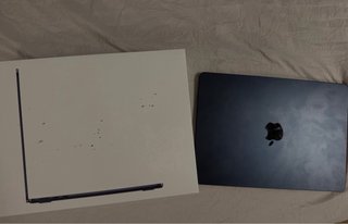 MacBook Air M2 2022 Grigio/Blu Notte + Scatola