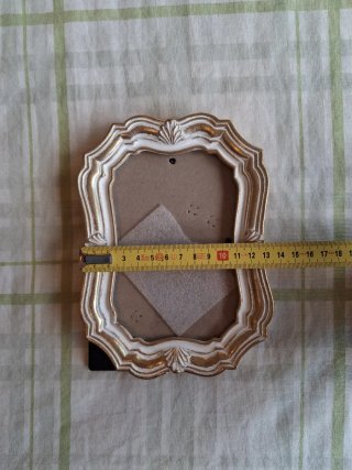 Moldura Nova Estilo Vintage Dourada