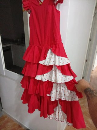 Traje de flamenca niña talla 8/10 años