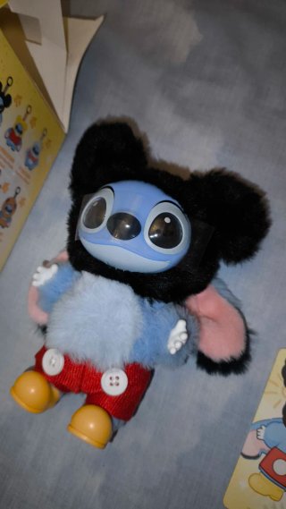 POP MART Disney Stitch Mickey Aventura