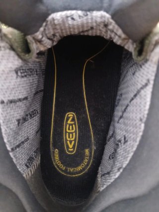 Botas de trekking KEEN marrones y verdes