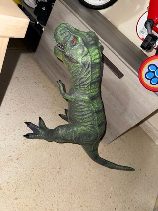Dinosaurio T-Rex grande