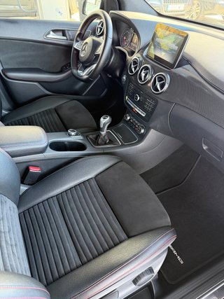 Mercedes-Benz B200 AMG