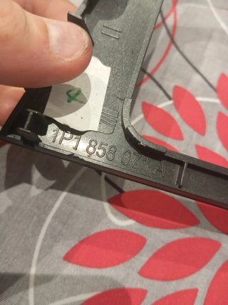 Marco pantalla 2din Seat León mk2 1p