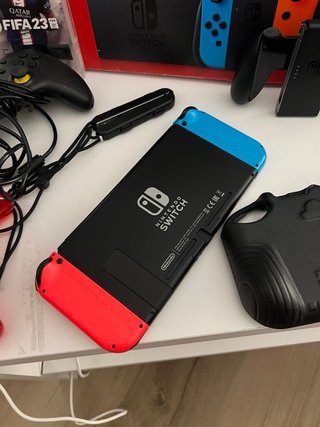 Pack Nintendo Switch FIFA 23 + Accesorios