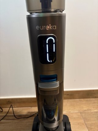 Aspiradora Fregadora Eureka RapidWash New430
