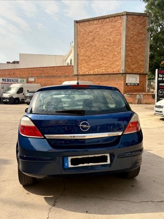 Opel Astra 2005