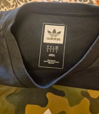 Camiseta Adidas Talla M Camuflaje