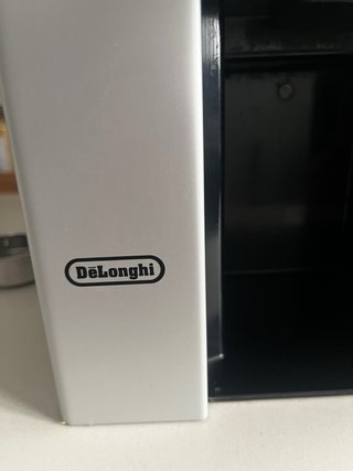 Cafetera Nespresso DeLonghi