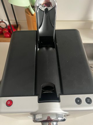 Cafetera Nespresso DeLonghi