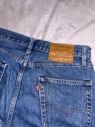 Vaqueros Levi's 551 Parcheados W29
